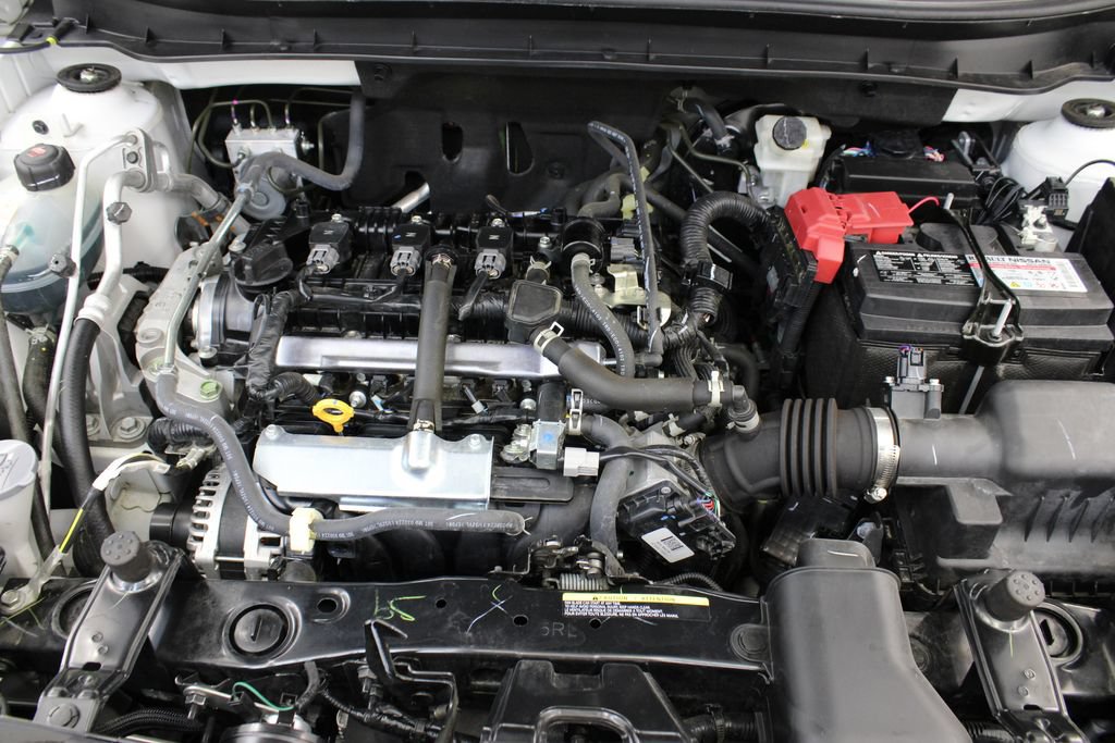 Used 2024 Nissan Kicks SR FWD image 29