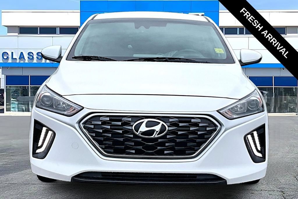Used 2020 Hyundai Ioniq SE FWD image 18