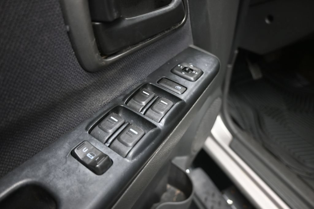 Used 2005 Chevrolet Colorado LS w/ Safe And Sound Package RWD image 16