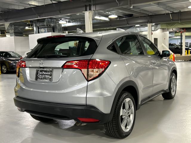 Used 2018 Honda HR-V LX image 2