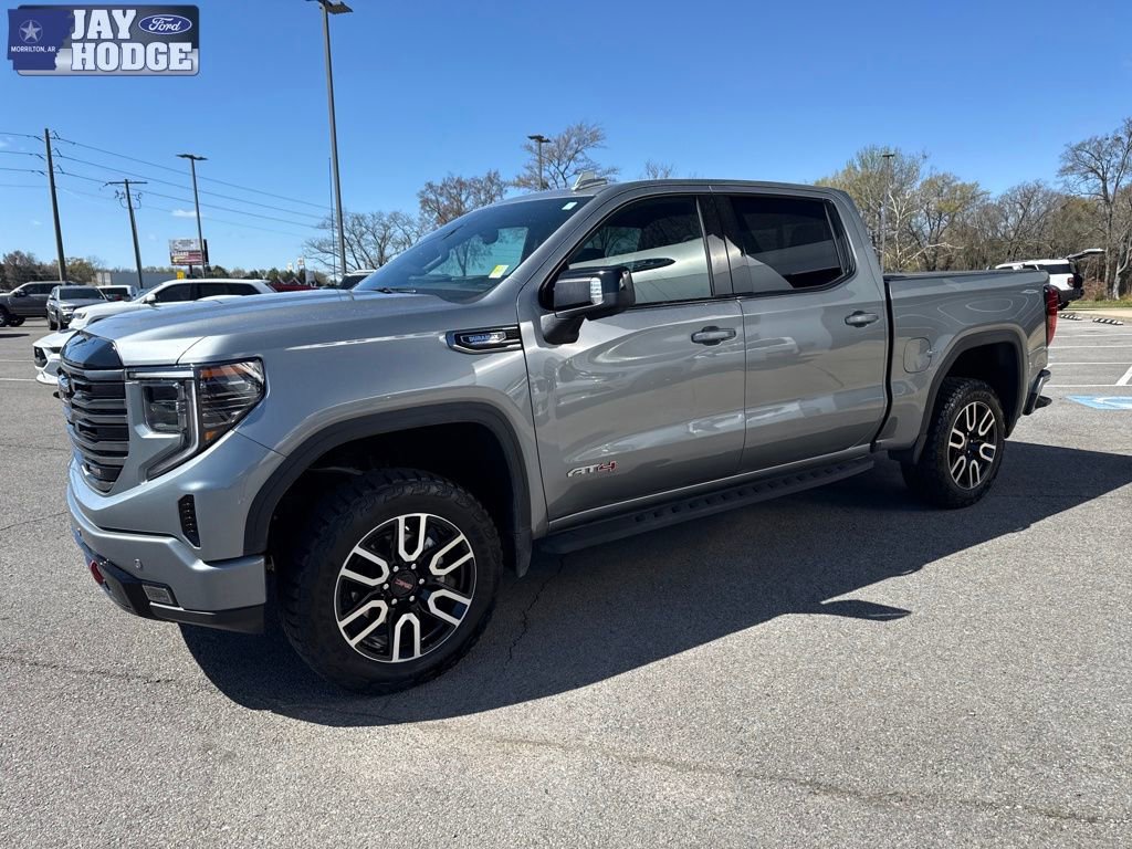 Used 2025 GMC Sierra 1500 AT4 w/ AT4 Premium Package AWD/4WD image 2