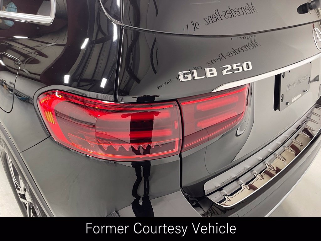 Used 2026 Mercedes-Benz GLB 250 4MATIC image 14