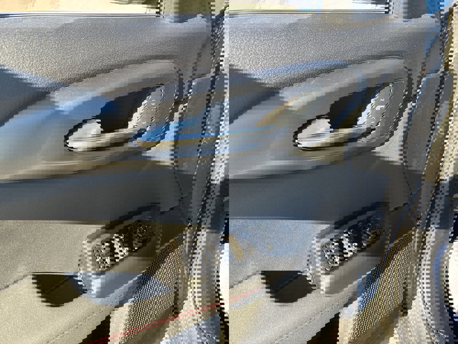 New 2025 Dodge Hornet GT w/ Cold Weather Group image 13