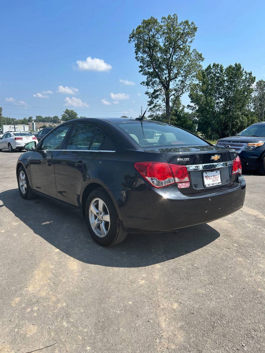Used 2011 Chevrolet Cruze LT FWD image 4