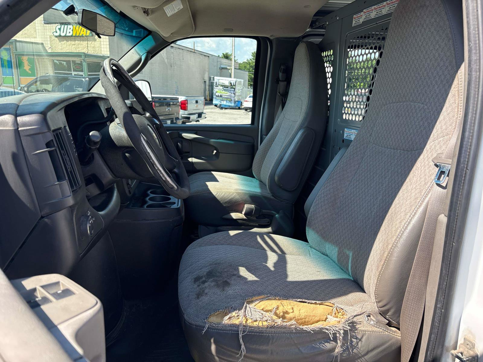 Used 2014 Chevrolet Express 1500 RWD image 10