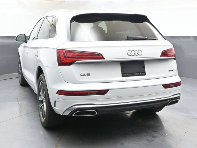 Used 2023 Audi Q5 2.0T Premium Plus w/ Premium Plus Package AWD/4WD image 4