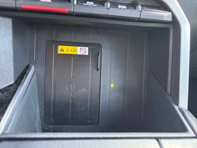 Used 2022 Toyota Tundra Platinum image 22