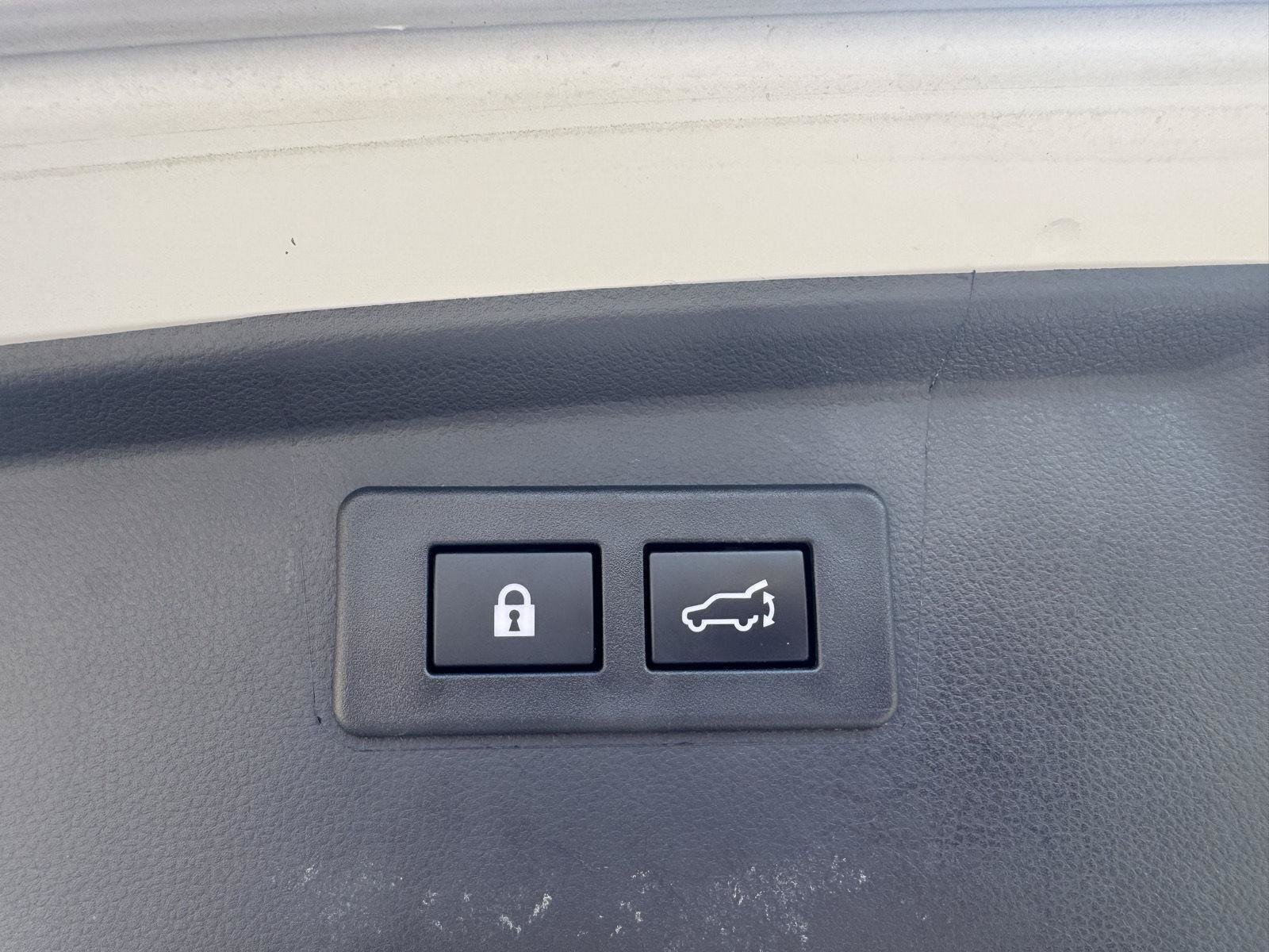 Used 2024 Subaru Outback Touring XT AWD/4WD image 37