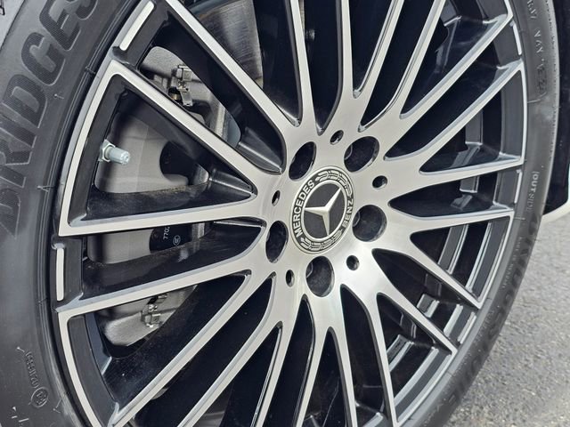 New 2025 Mercedes-Benz C 300 4MATIC Sedan image 6