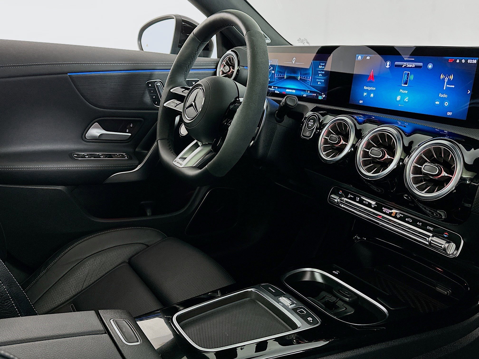 Used 2025 Mercedes-Benz CLA 45 AMG 4MATIC image 31