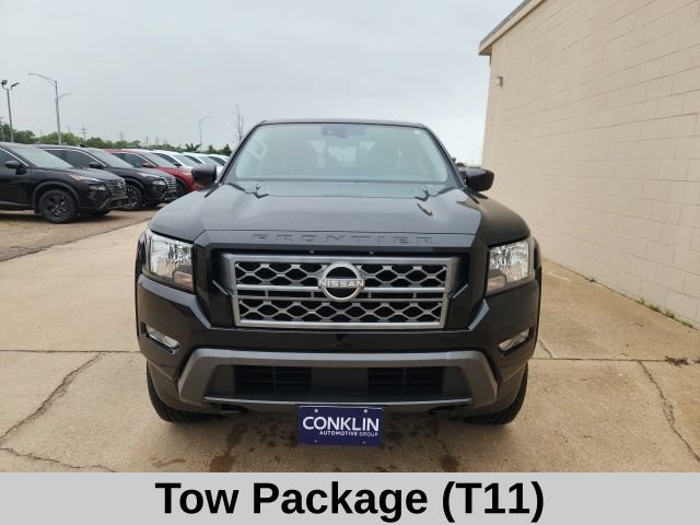 Used 2024 Nissan Frontier SV w/ SV Convenience Package AWD/4WD image 3