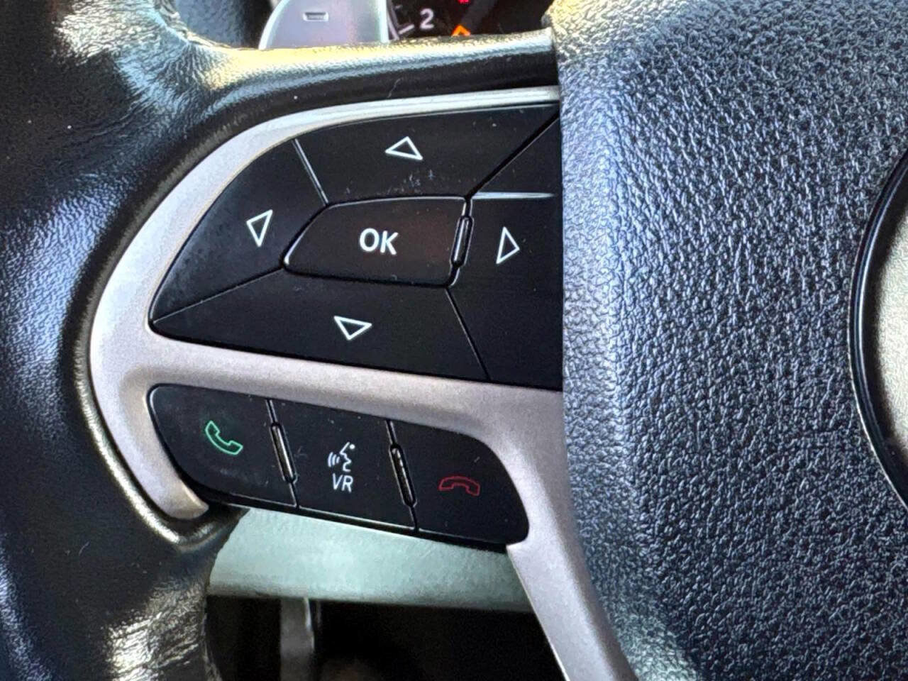 Used 2016 Jeep Grand Cherokee Laredo w/ Quick Order Package 23E image 19