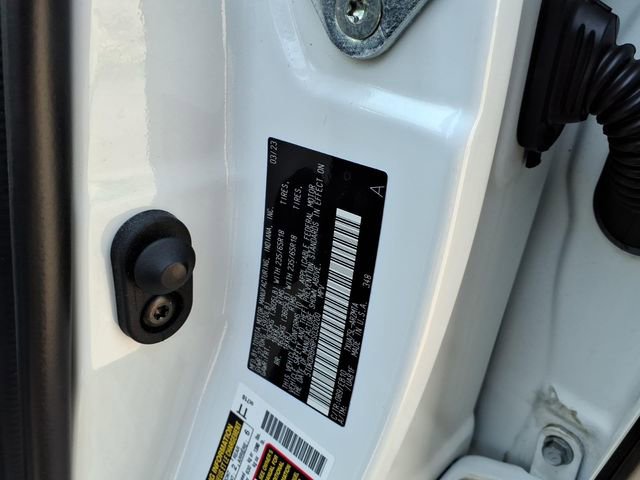 Used 2023 Toyota Highlander XLE AWD/4WD image 20