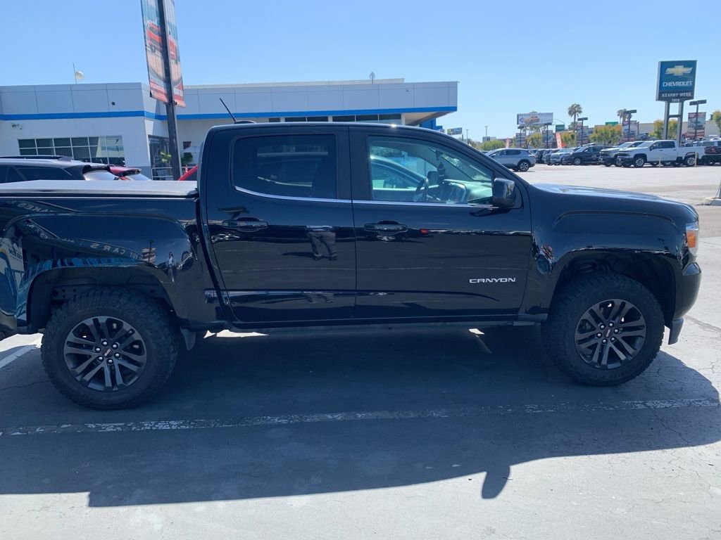 Used 2018 GMC Canyon SLE w/ Nightfall Edition AWD/4WD image 6