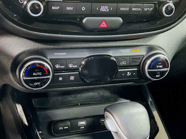 Used 2023 Kia Soul GT-Line image 16