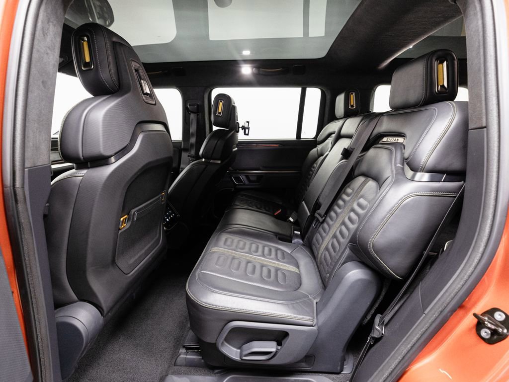 Used 2022 Rivian R1S Launch Edition image 20