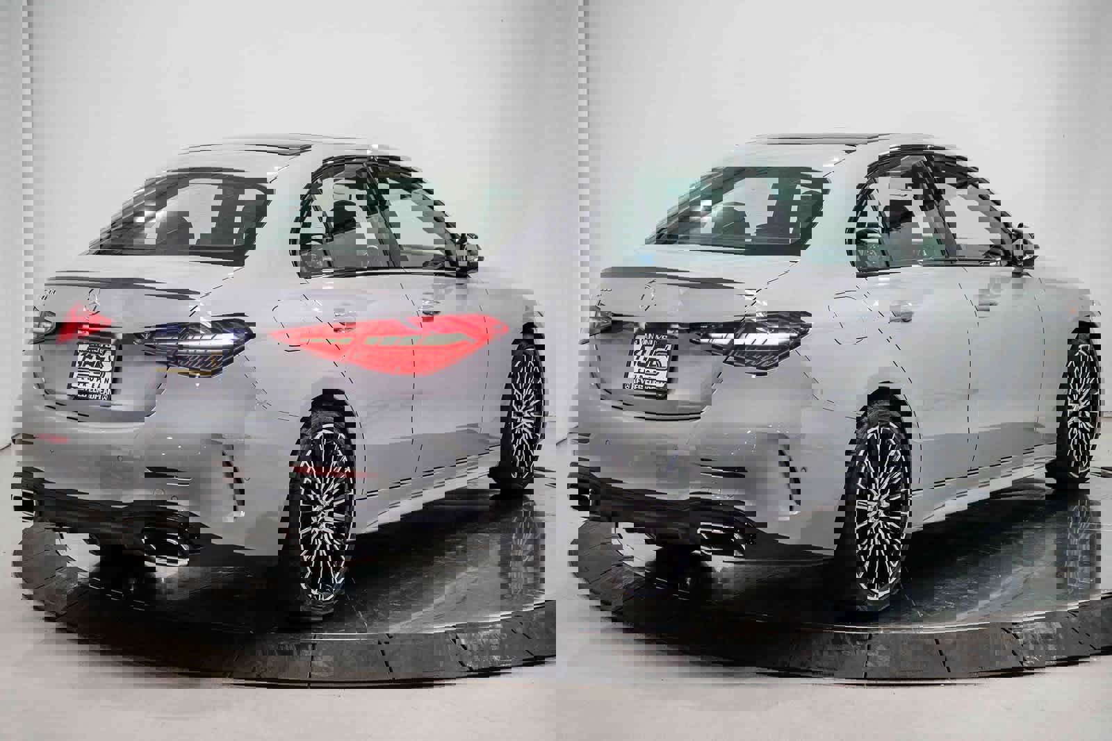 Used 2025 Mercedes-Benz C 300 Sedan image 4