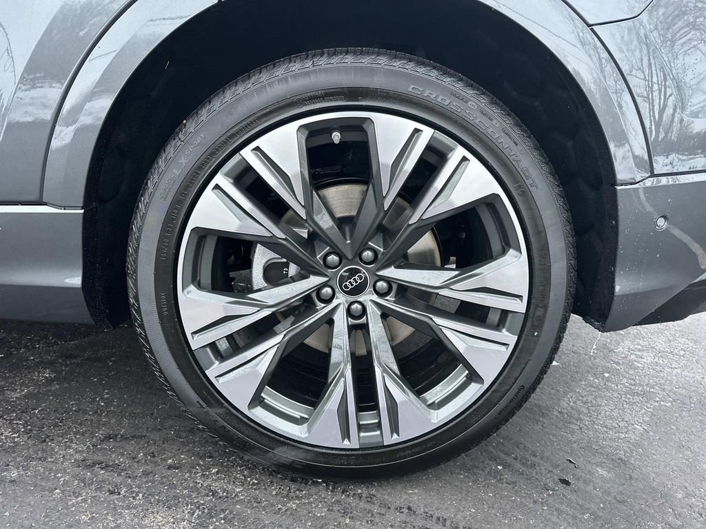 New 2026 Audi Q8 Premium Plus image 10