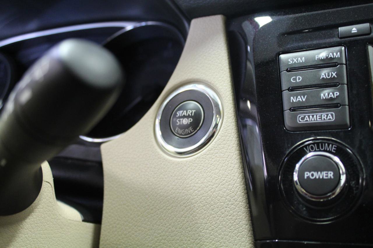 Used 2015 Nissan Rogue SL w/ SL Premium Package AWD/4WD image 15