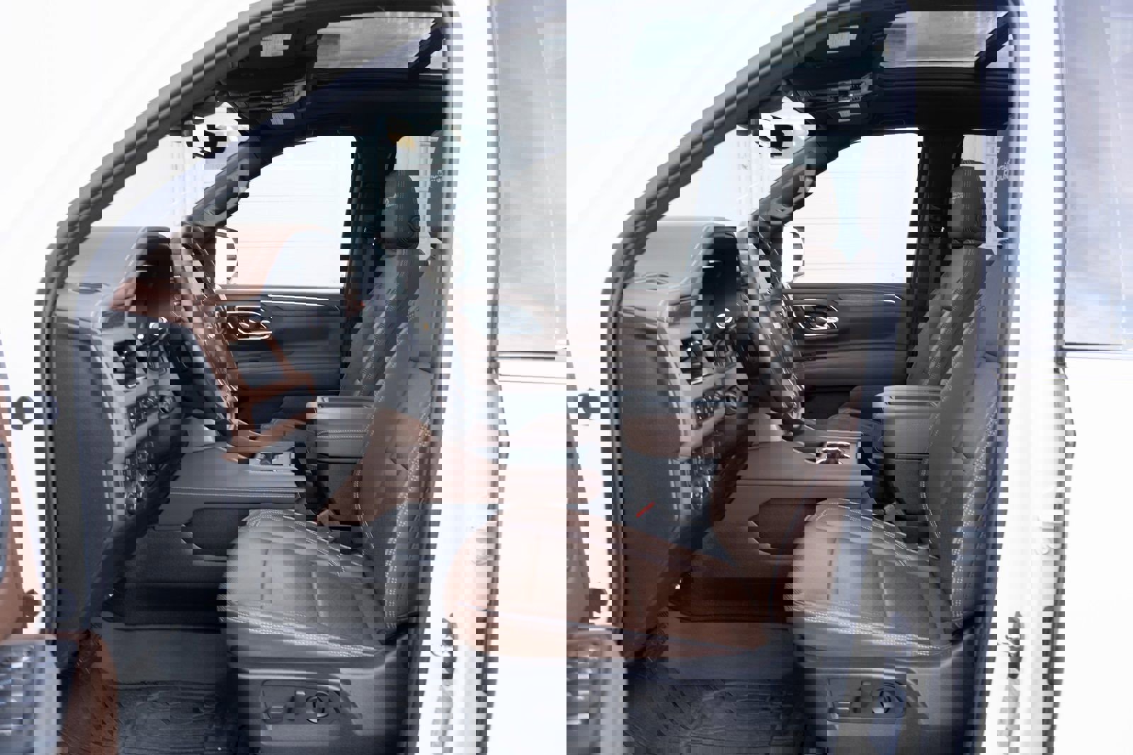 Used 2024 Chevrolet Tahoe High Country image 12