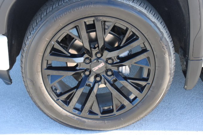 Used 2022 GMC Sierra 1500 Denali w/ Denali Premium Package image 10