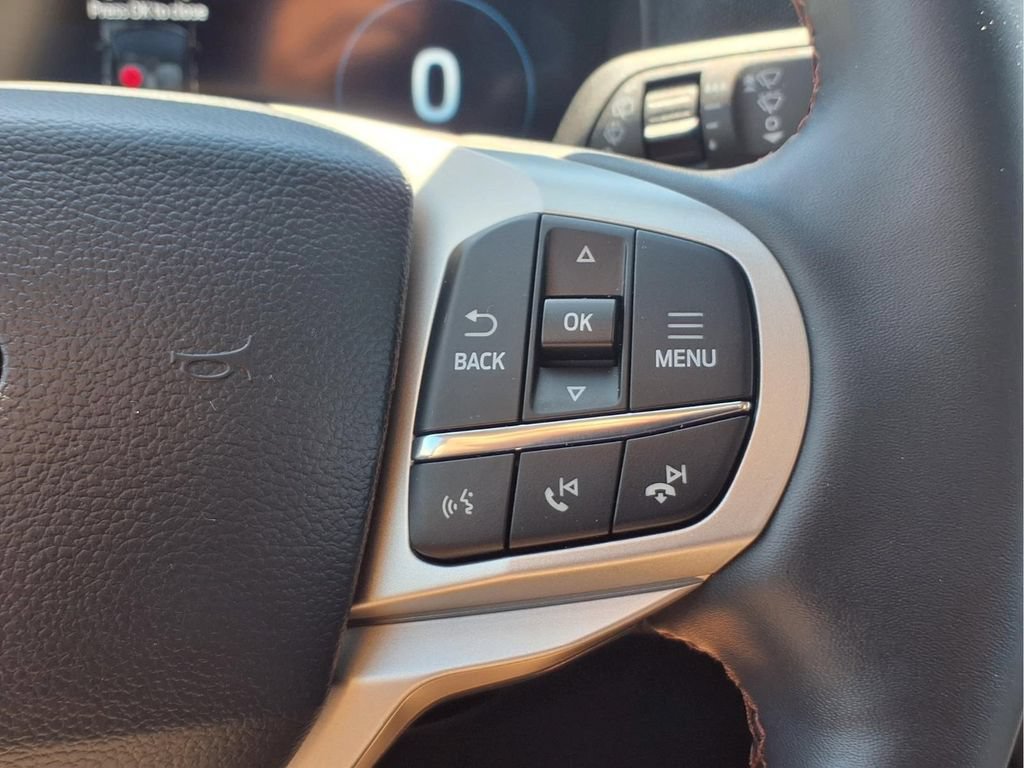 New 2026 Ford Explorer Active AWD/4WD image 14