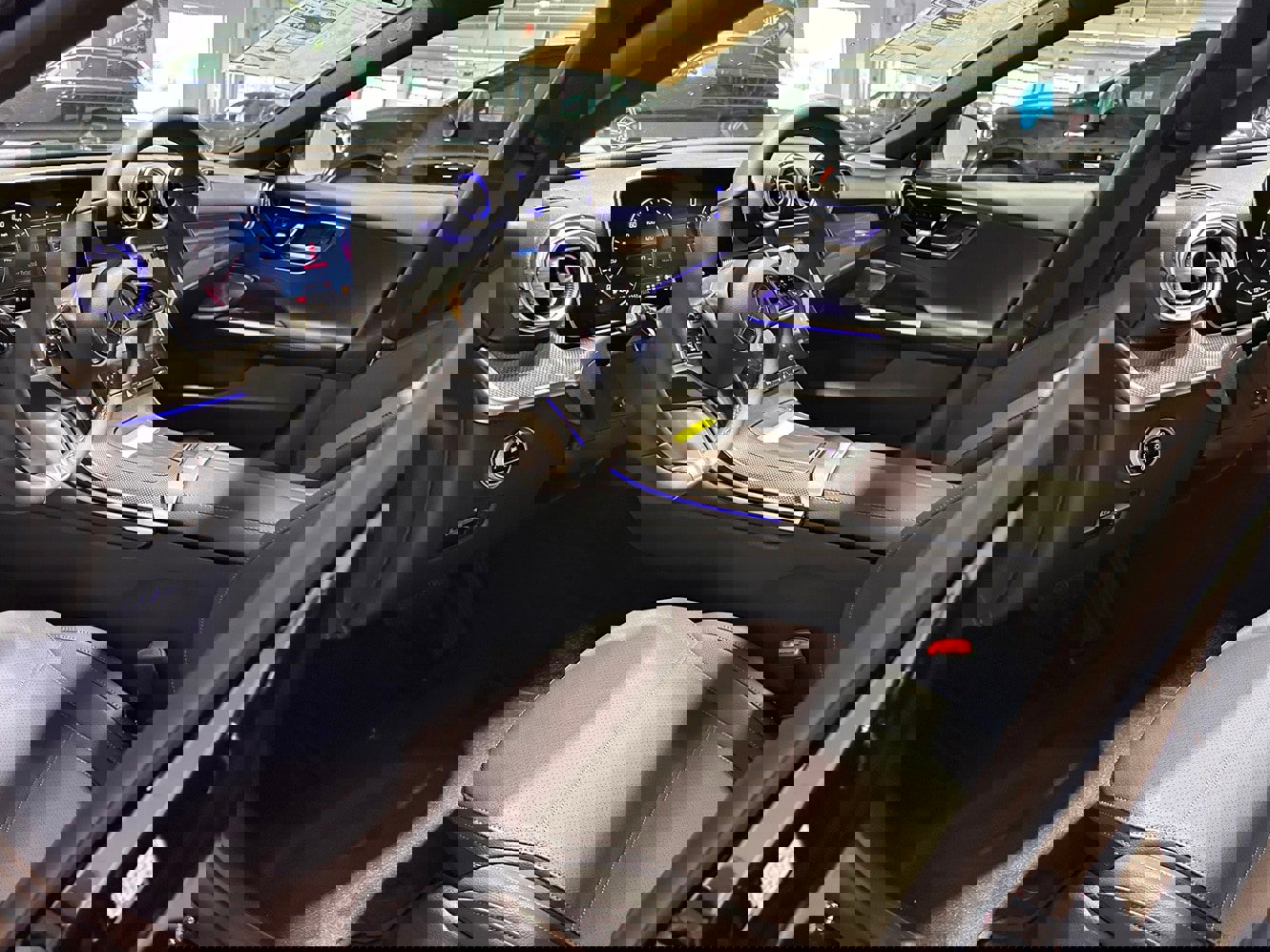 New 2025 Mercedes-Benz C 300 C 300 Exclusive 4MATIC image 7