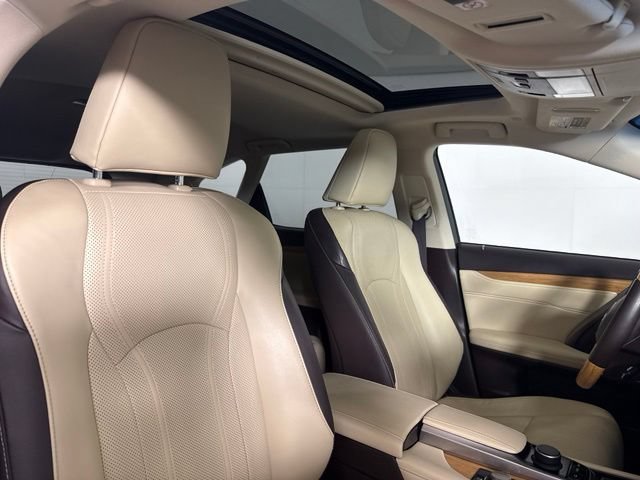 Used 2018 Lexus RX 350L FWD w/ Premium Package image 17