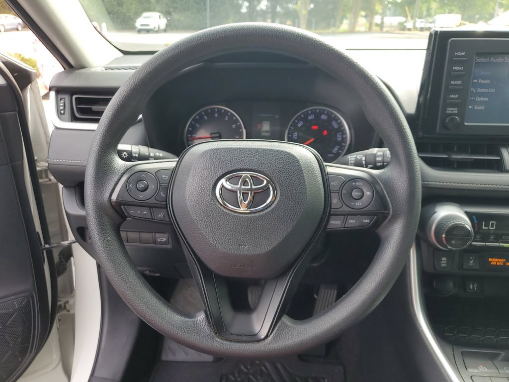 Used 2019 Toyota RAV4 XLE w/ Convenience Package FWD image 25