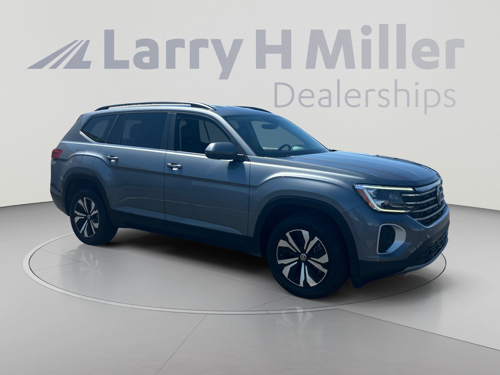 Used 2024 Volkswagen Atlas SE FWD image 7