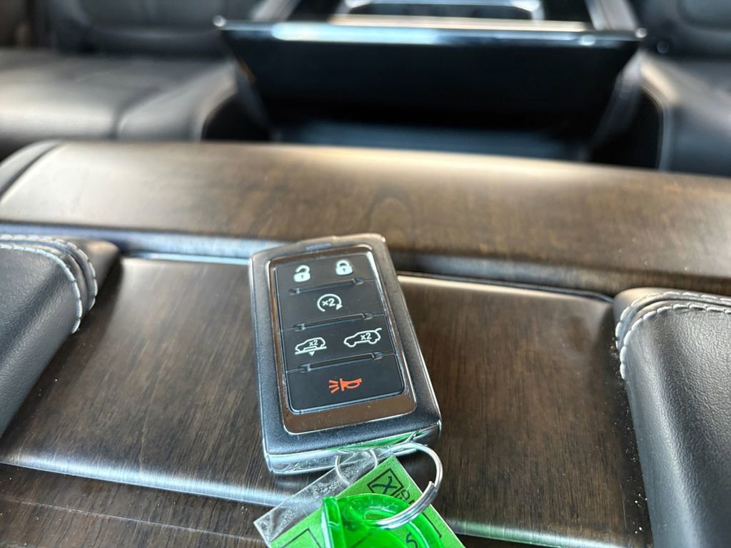 Used 2022 Jeep Grand Wagoneer Series II w/ Premium Group II image 34