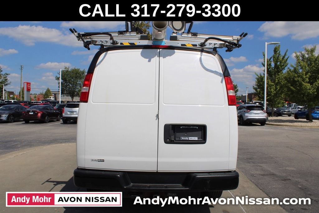 Used 2021 Chevrolet Express 2500 w/ Driver Convenience Package RWD image 8