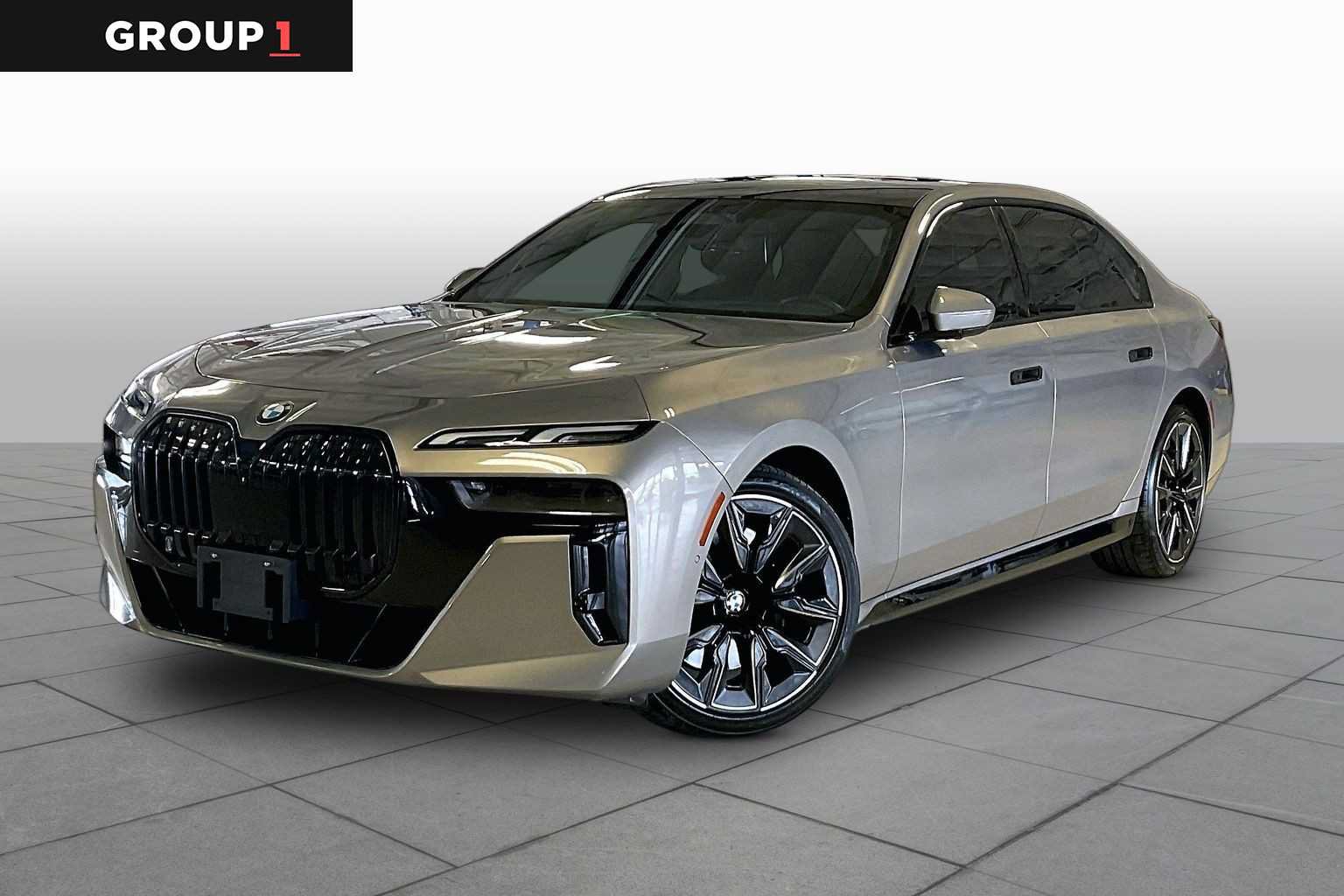 Certified 2023 BMW 740i RWD image 1