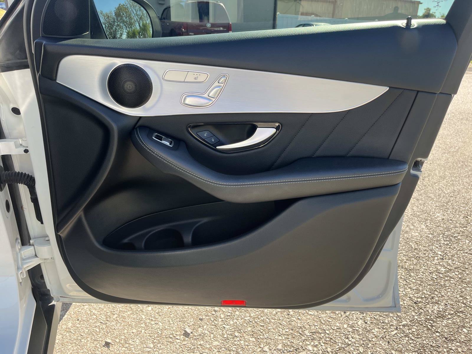 Certified 2022 Mercedes-Benz GLC 300 4MATIC image 24