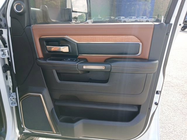 Used 2022 RAM 2500 Limited image 33