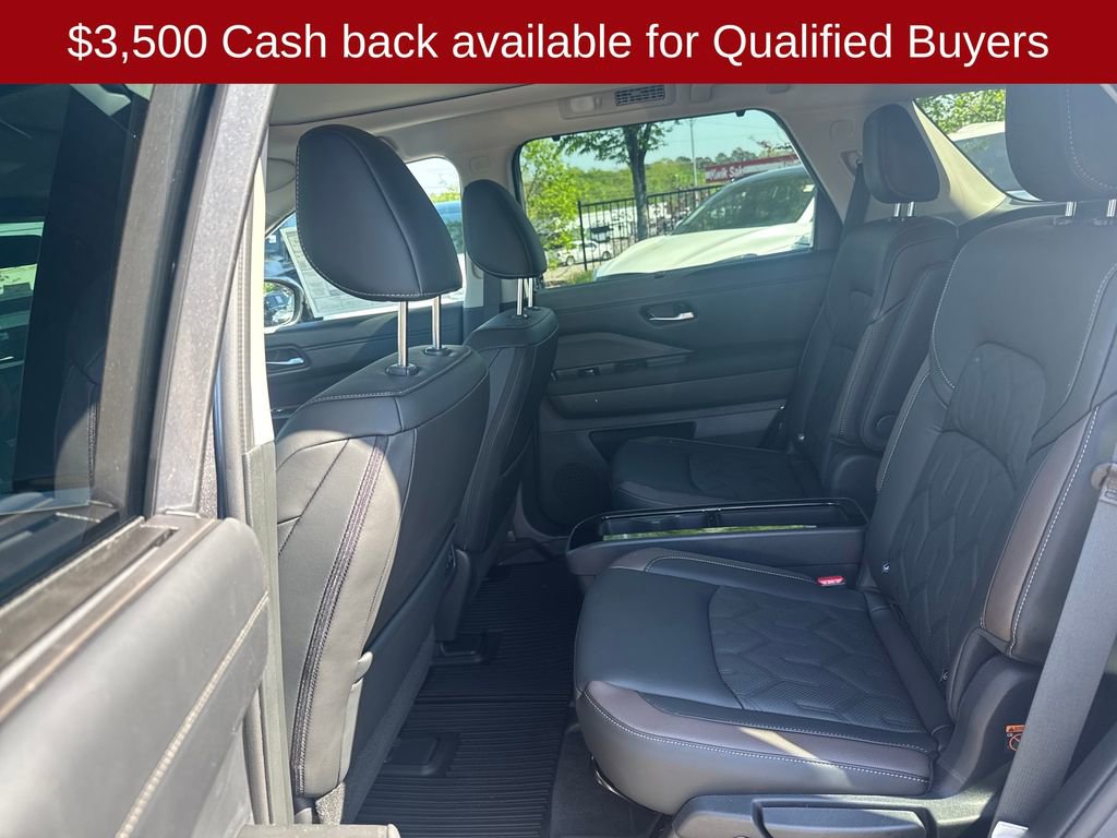 New 2026 Nissan Pathfinder Platinum image 26