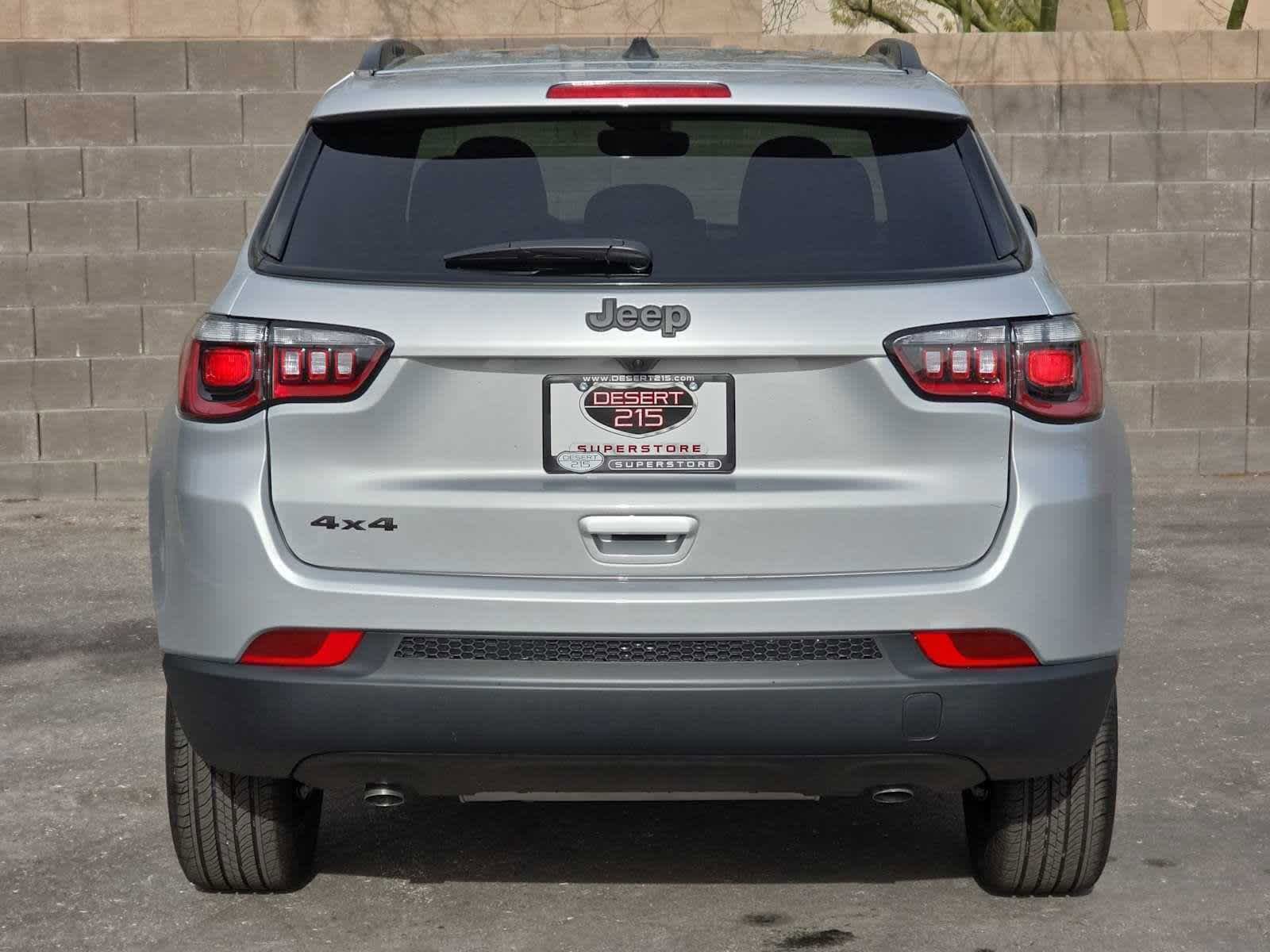 New 2026 Jeep Compass Latitude AWD/4WD image 33