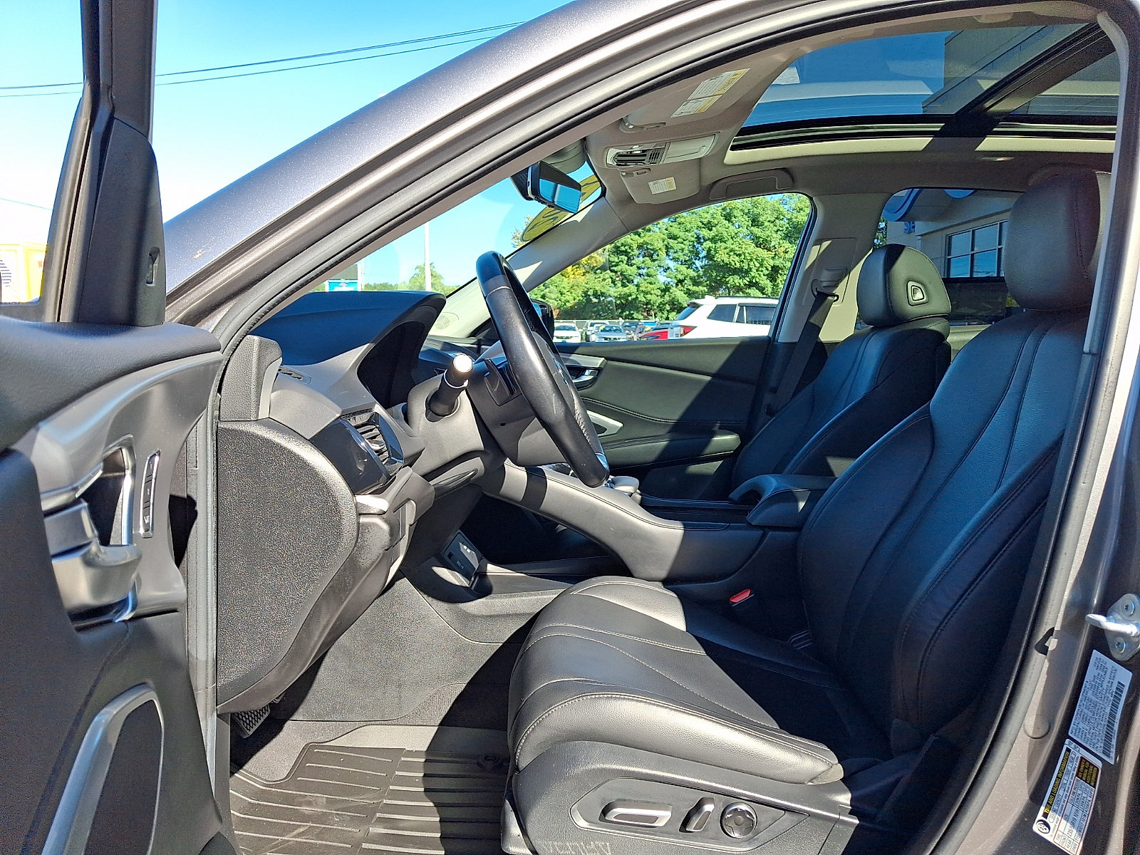 Used 2024 Acura RDX SH-AWD image 12