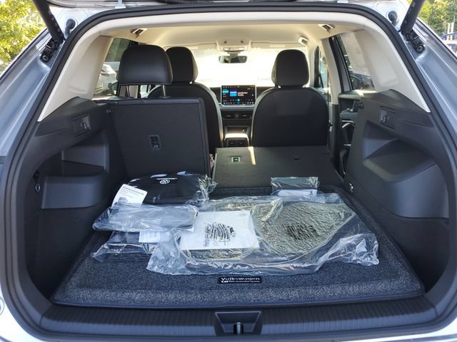 New 2026 Volkswagen Tiguan SE AWD/4WD image 7