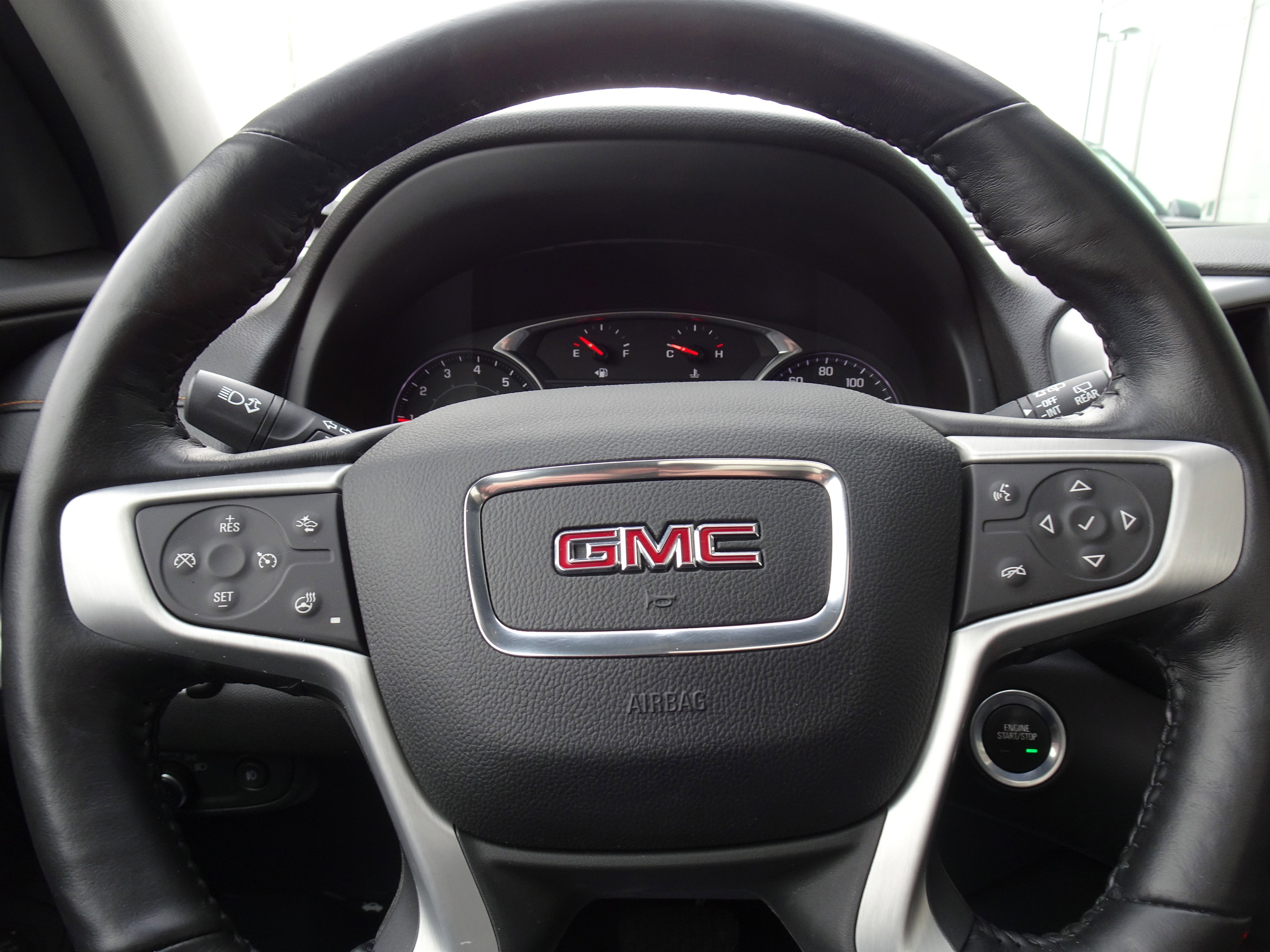 Used 2018 GMC Terrain SLT w/ Preferred Package image 21