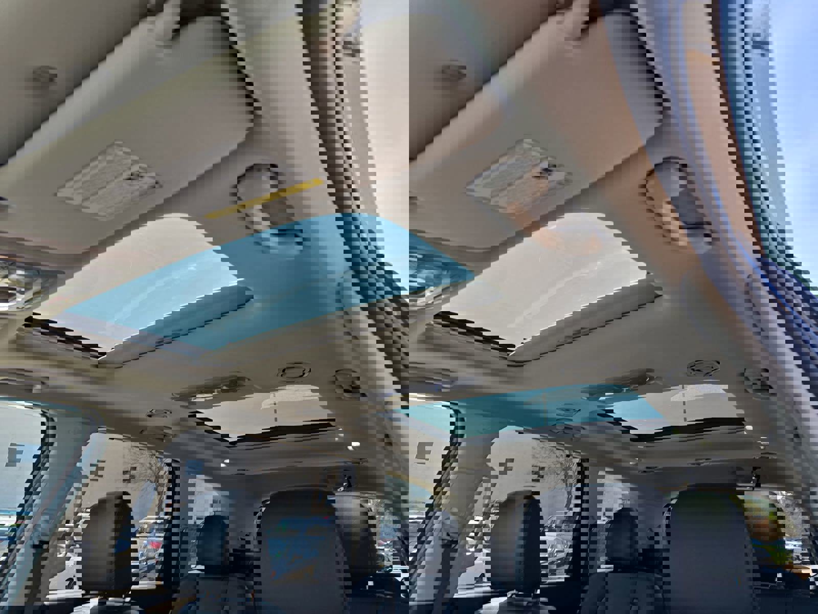 Used 2024 Kia Telluride SX w/ Towing Package image 32