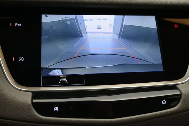 Used 2022 Cadillac XT5 Premium Luxury FWD image 40