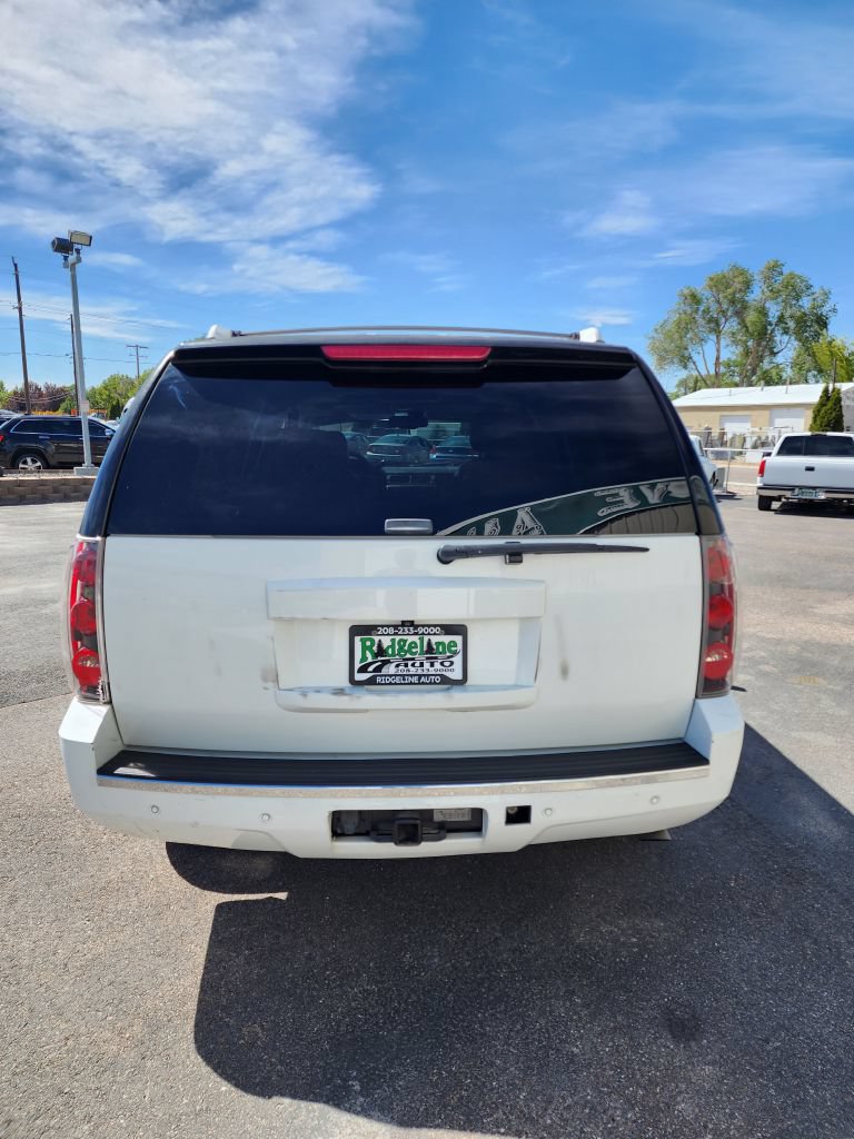 Used 2008 GMC Yukon Denali AWD/4WD image 5