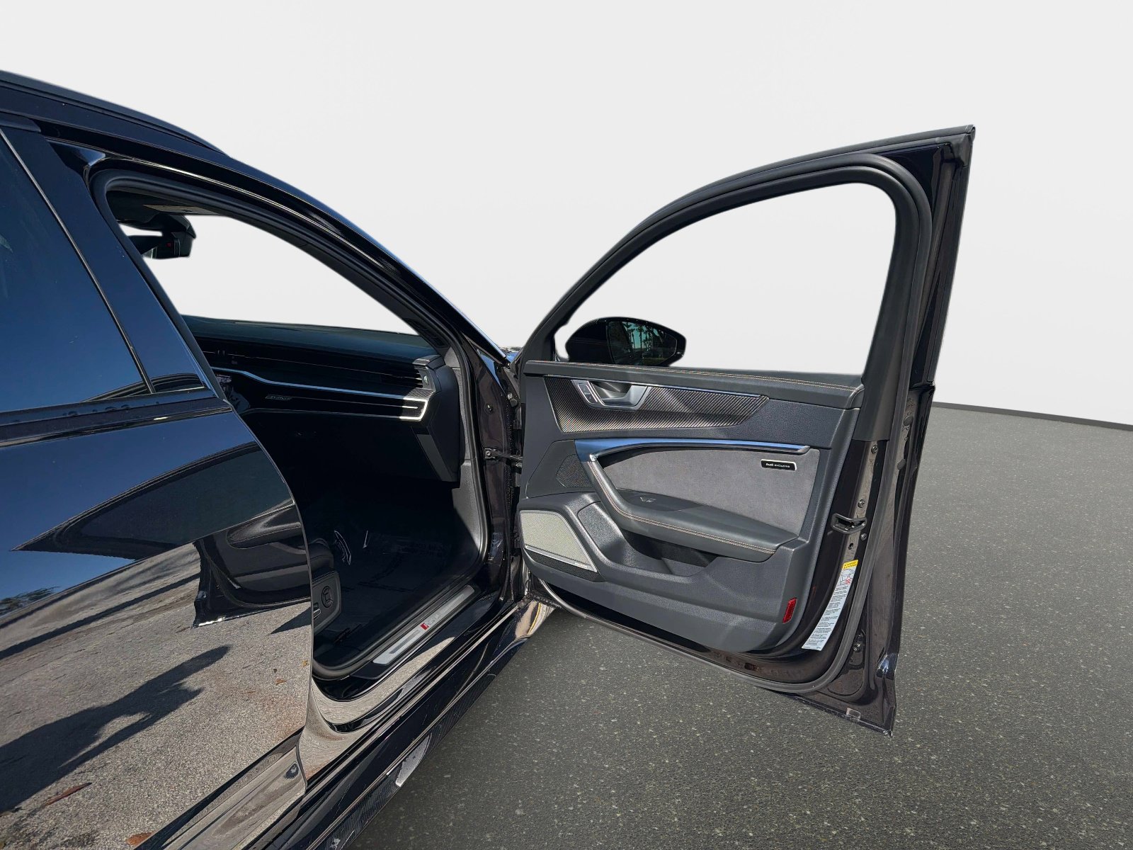 Used 2024 Audi RS 6 performance image 22