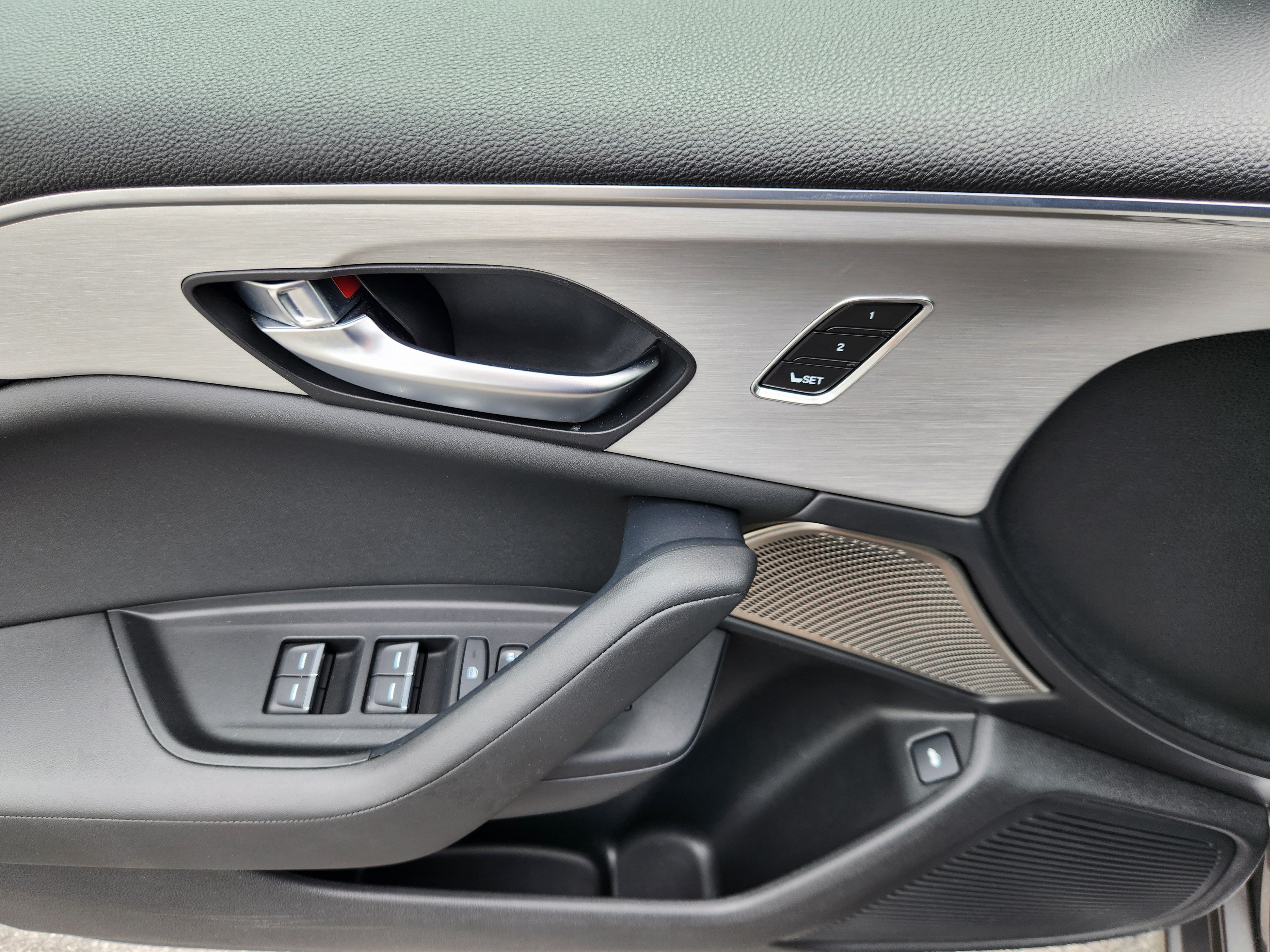 Certified 2024 Acura TLX w/ Technology Package FWD image 18