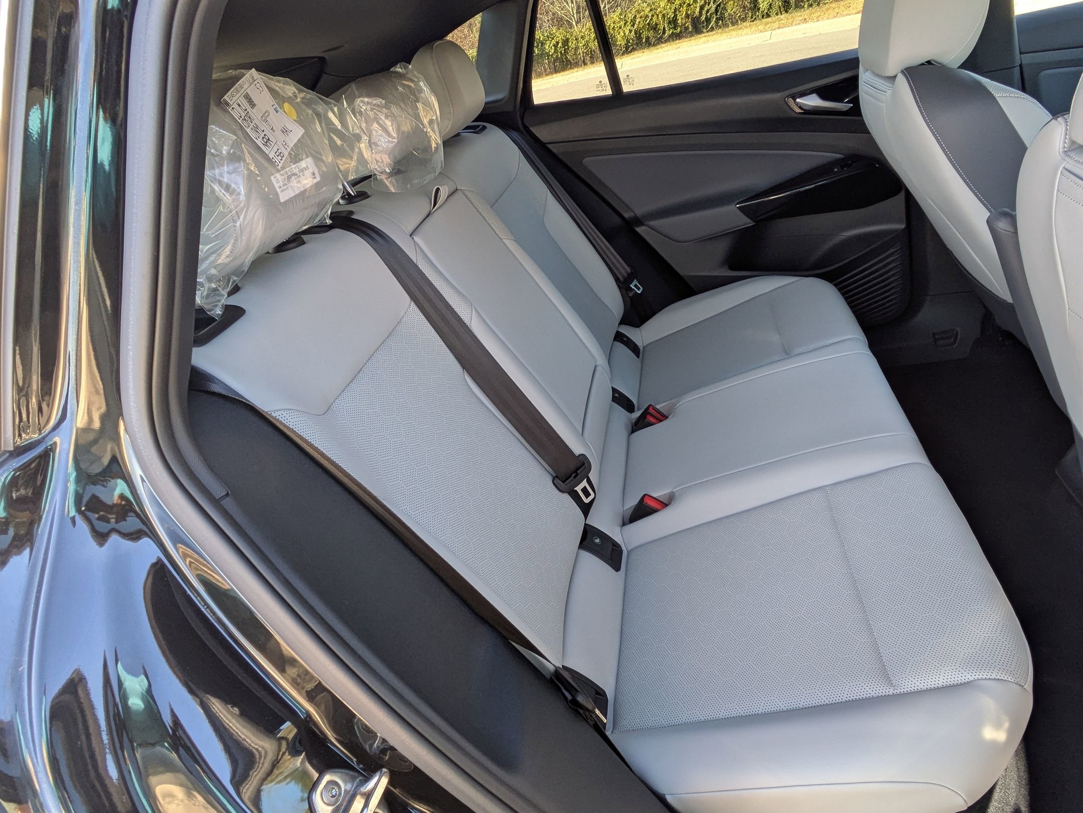 Used 2022 Volkswagen ID.4 Pro S w/ Gradient Package image 25