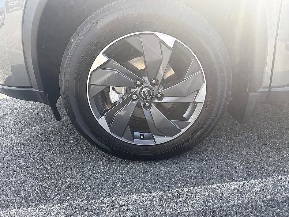 Certified 2026 Nissan Rogue SV w/ Cold Weather Package FWD image 9