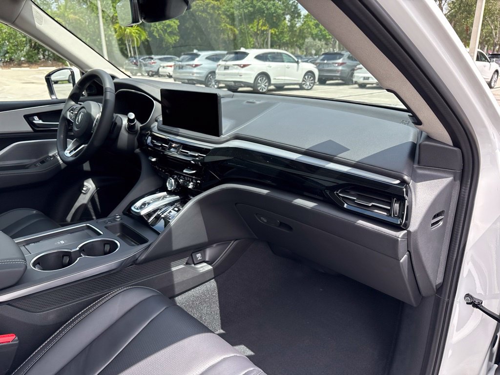New 2026 Acura MDX w/ Technology Package FWD image 13