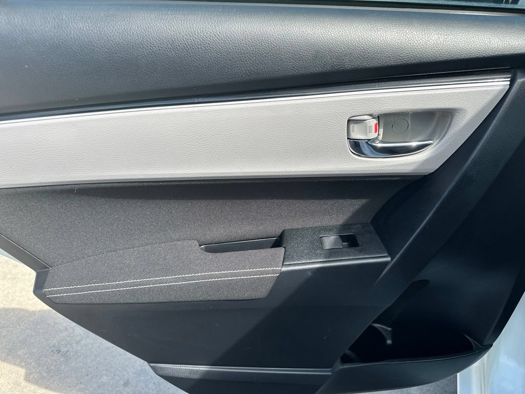 Used 2019 Toyota Corolla LE FWD image 21