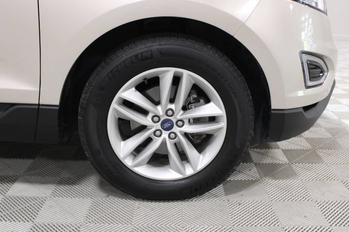Used 2017 Ford Edge SEL FWD image 43